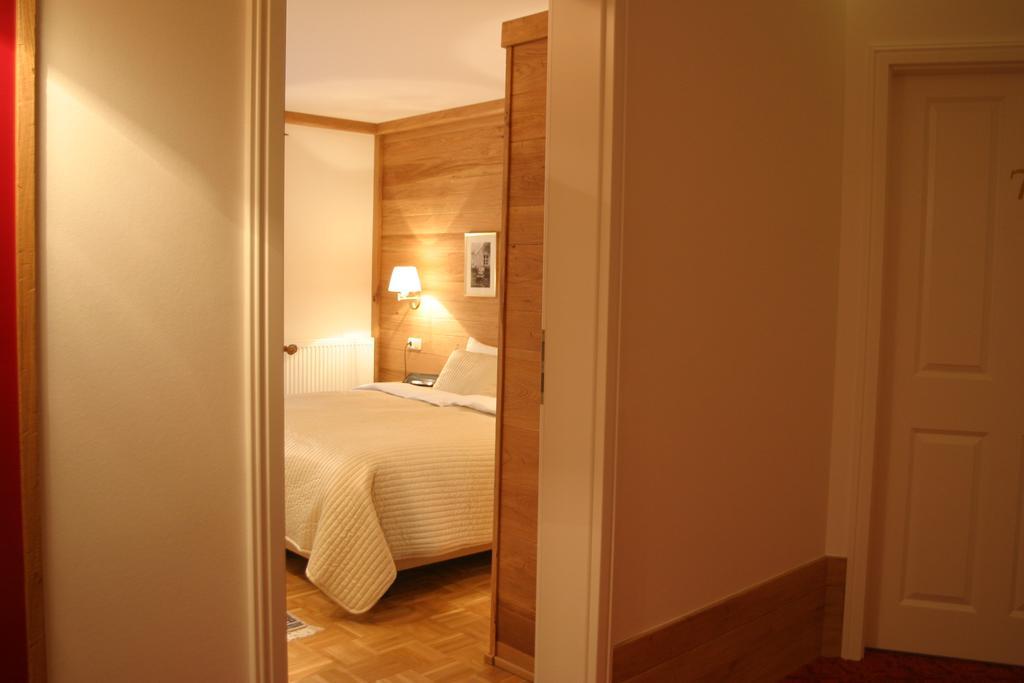 Hotel Waldgasthof Schoening Фризойте Екстериор снимка