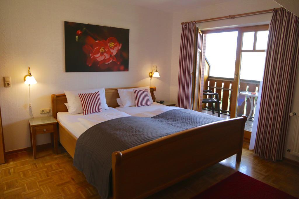 Hotel Waldgasthof Schoening Фризойте Екстериор снимка